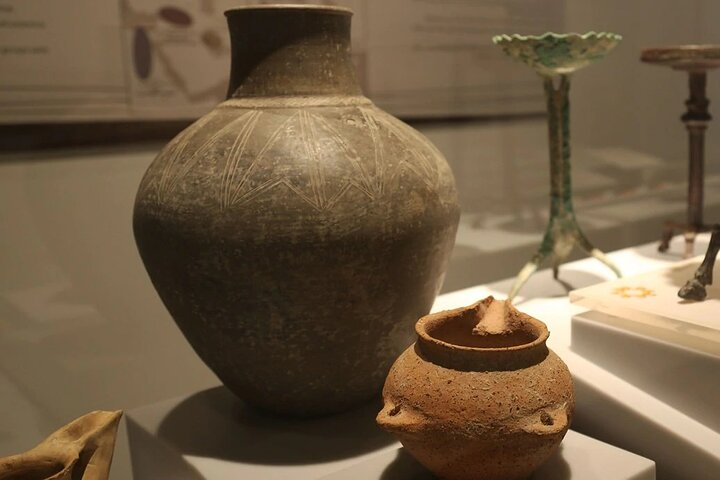 Step into the charm of Al Shindagah where ancient artifacts tell stories of the past inviting explorers to wander through history with each fascinating detail waiting to be discovered.